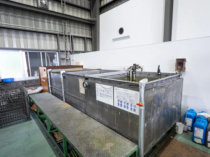 リン酸亜鉛被膜処理ライン